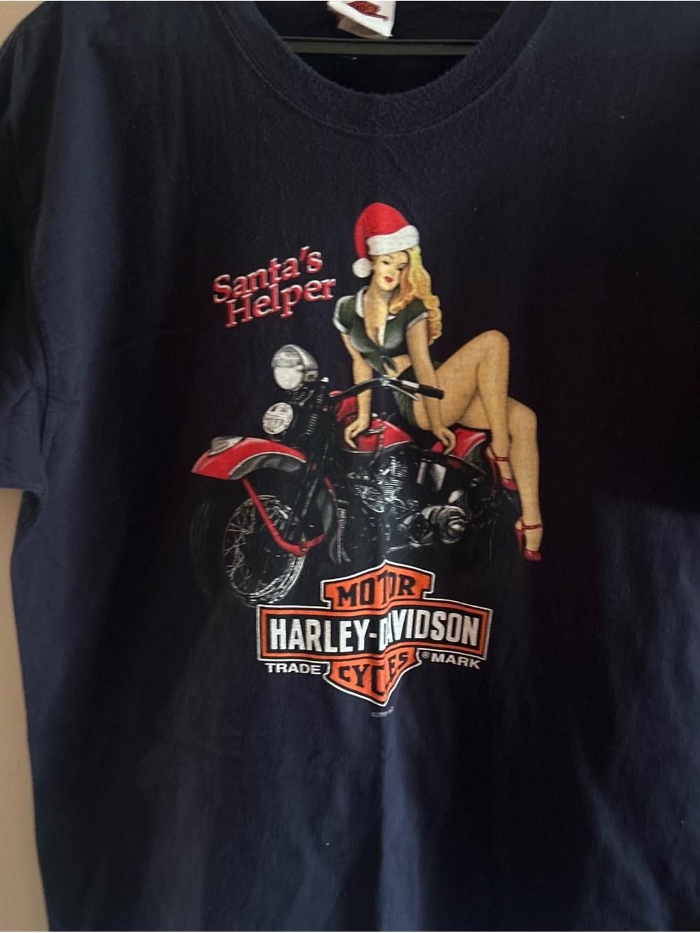 Harley-Davidson Santa's Helper Pinup Motorcycle Tee - Black/Red